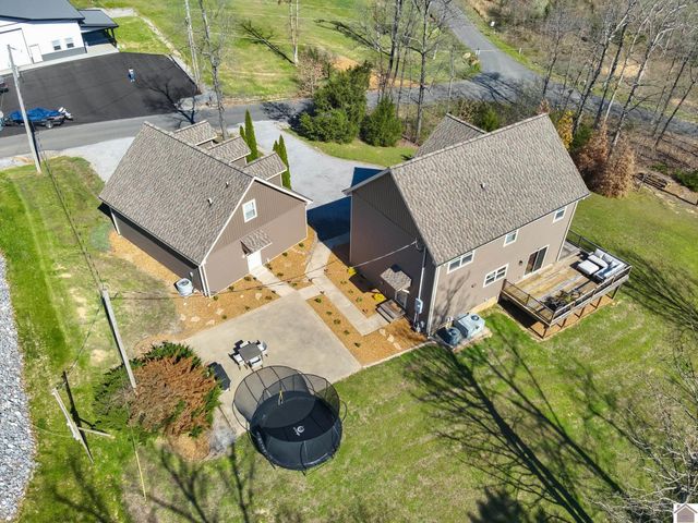 282 Vista Dr, Gilbertsville, KY 42044