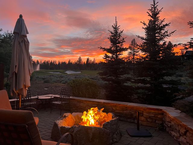 10200 Valmont Trail, Truckee, CA 96161