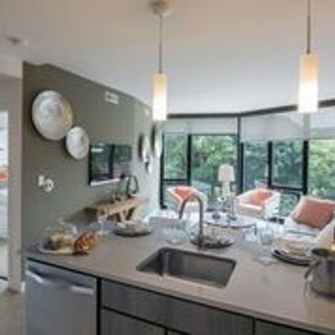 847 CHICAGO Avenue 515, Evanston, IL 60202