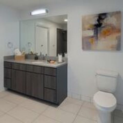 847 CHICAGO Avenue 515, Evanston, IL 60202