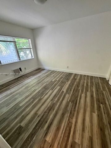 7925 West Dr 16, North Bay Village, FL 33141