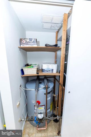 6 CHELMSFORD CT, Marlton, NJ 08053