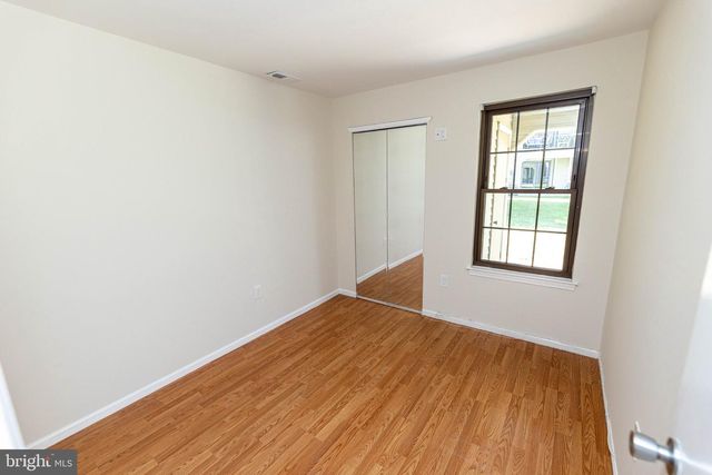 6 CHELMSFORD CT, Marlton, NJ 08053