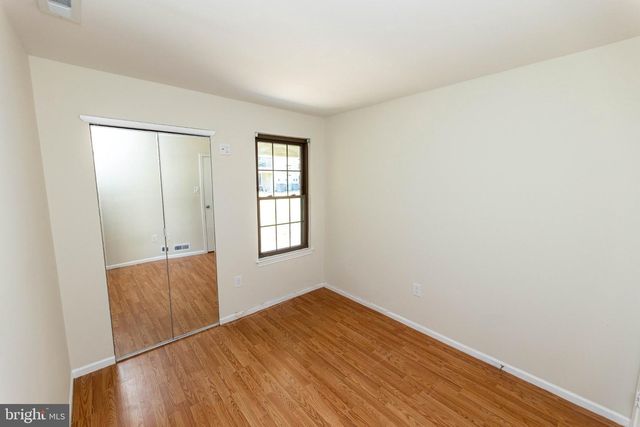 6 CHELMSFORD CT, Marlton, NJ 08053