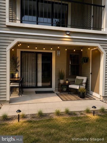 6 CHELMSFORD CT, Marlton, NJ 08053