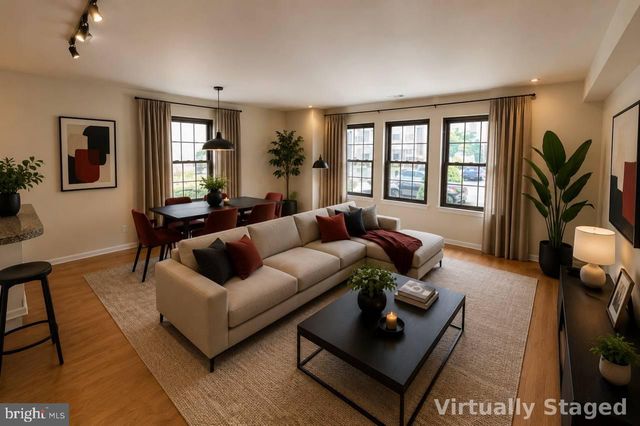 6 CHELMSFORD CT, Marlton, NJ 08053