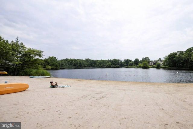 6 CHELMSFORD CT, Marlton, NJ 08053