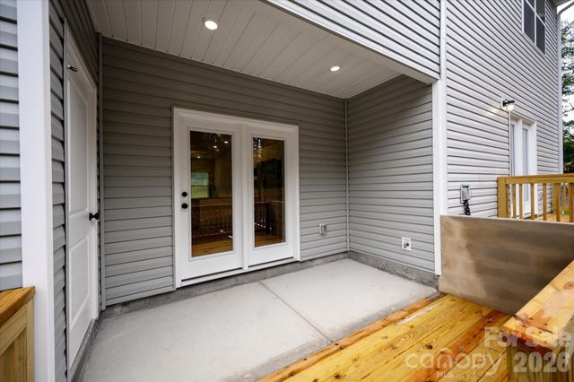 1233 Signal Avenue, Gastonia, NC 28052