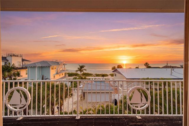 3014 AVENUE E, Bradenton Beach, FL 34217