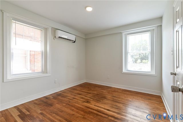 2400 Barton Ave, Richmond, VA 23222