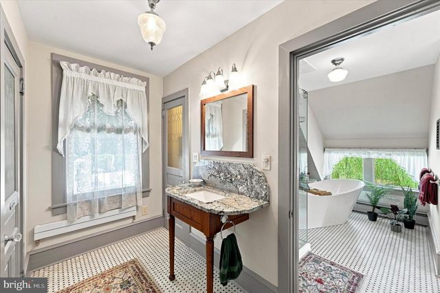 59 W GREENWOOD AVE, Lansdowne, PA 19050