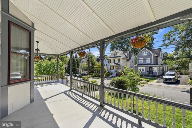 59 W GREENWOOD AVE, Lansdowne, PA 19050
