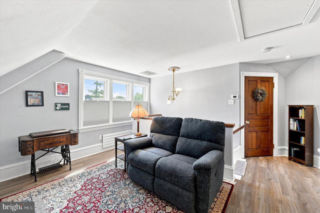 59 W GREENWOOD AVE, Lansdowne, PA 19050