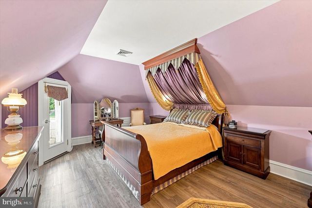 59 W GREENWOOD AVE, Lansdowne, PA 19050
