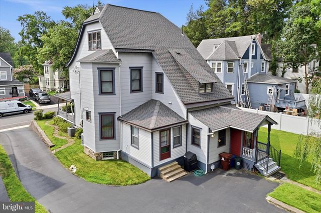 59 W GREENWOOD AVE, Lansdowne, PA 19050