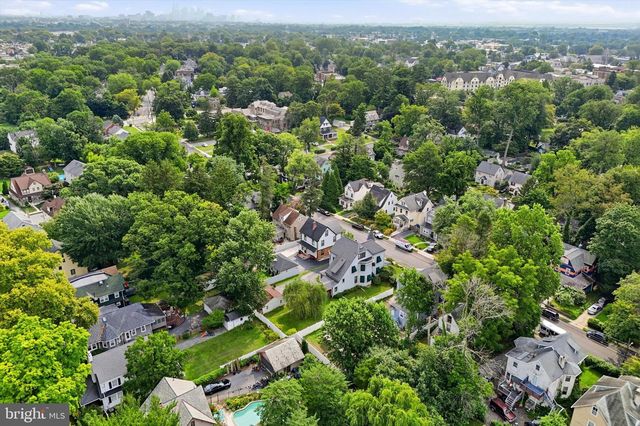 59 W GREENWOOD AVE, Lansdowne, PA 19050
