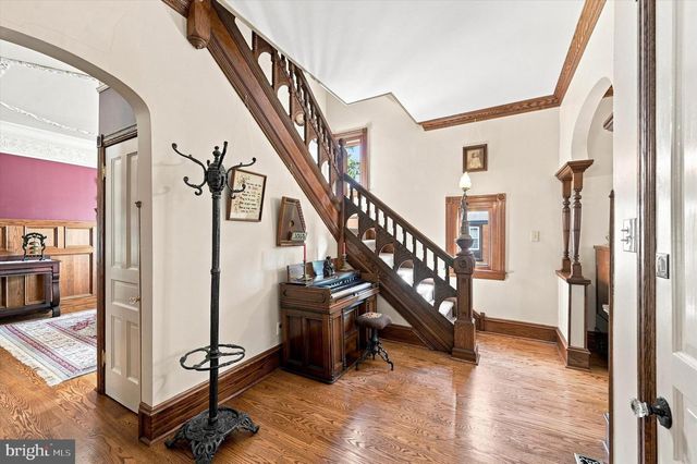 59 W GREENWOOD AVE, Lansdowne, PA 19050
