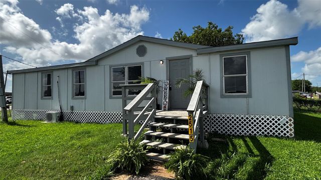2515 Oyster Creek Bend, Oyster Creek, TX 77541