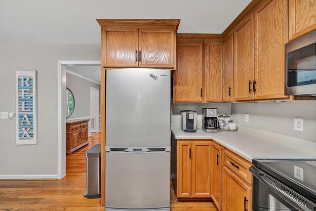 1067 Archway RD, Blue Ridge, VA 24064