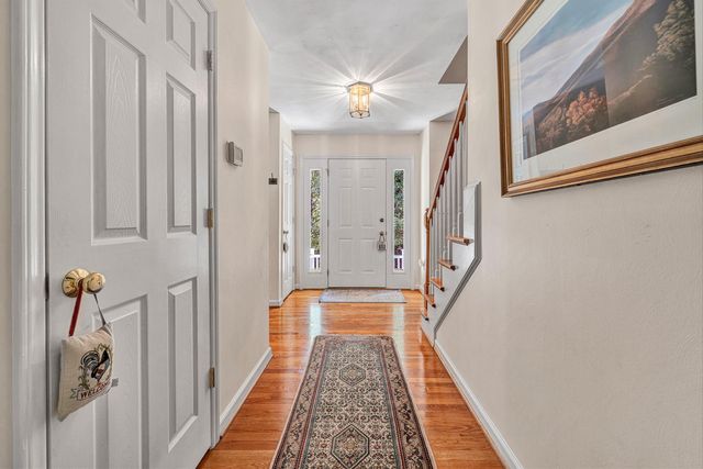 1067 Archway RD, Blue Ridge, VA 24064
