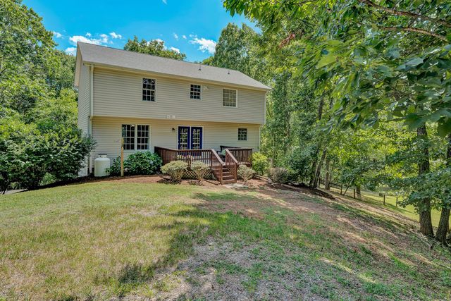 1067 Archway RD, Blue Ridge, VA 24064
