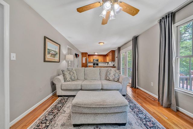 1067 Archway RD, Blue Ridge, VA 24064