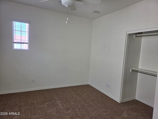 221 E BALSAM Drive, Chandler, AZ 85286