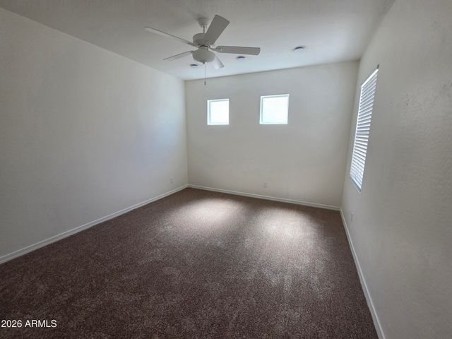 221 E BALSAM Drive, Chandler, AZ 85286