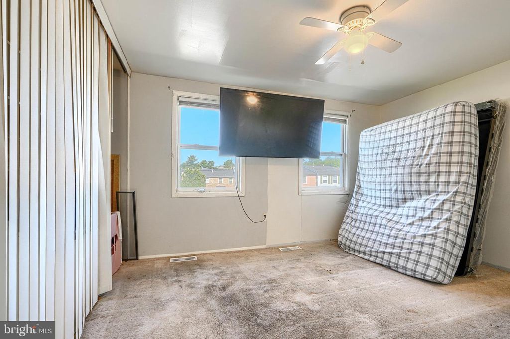 Image 12 of property listing at 2619 CAMBERWELL CT #2619, Baltimore, MD 21244