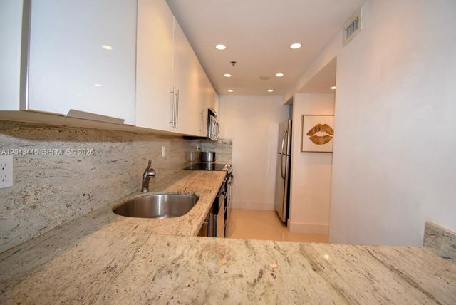 100 Lincoln Rd 1507, Miami Beach, FL 33139