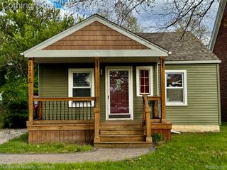 2230 Montroyal Avenue, Waterford Charter Township, MI 48328