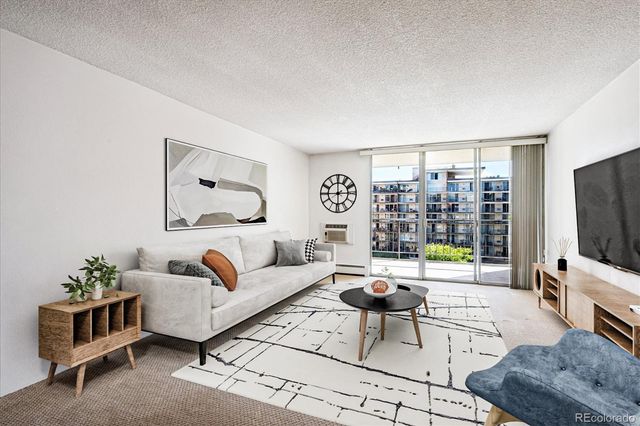 4800 E Hale Parkway 504N, Denver, CO 80220