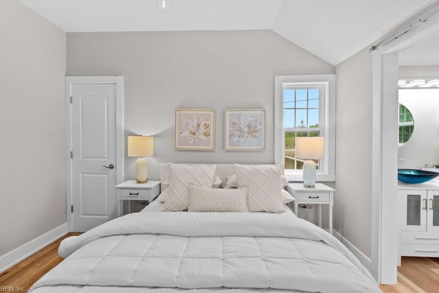 10104 Smiley RD, Hayes, VA 23072