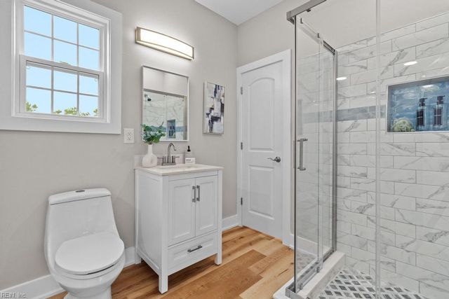 10104 Smiley RD, Hayes, VA 23072