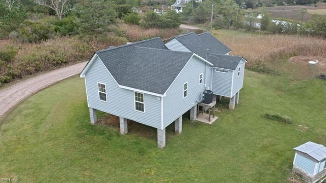 10104 Smiley RD, Hayes, VA 23072