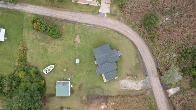 10104 Smiley RD, Hayes, VA 23072