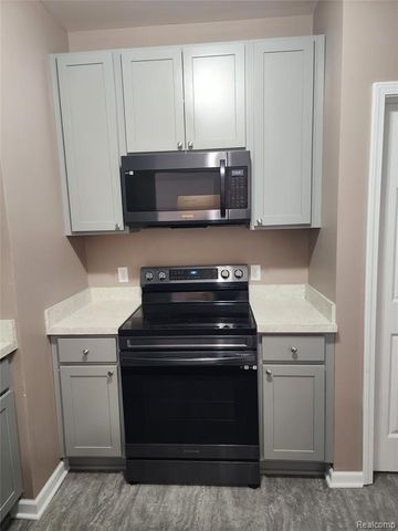 18106 Addington Drive, Commerce Twp, MI 48390