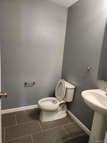 18106 Addington Drive, Commerce Twp, MI 48390