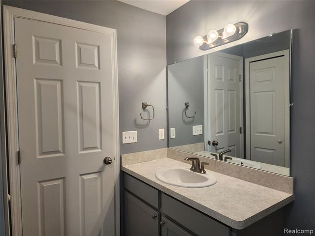 18106 Addington Drive, Commerce Twp, MI 48390