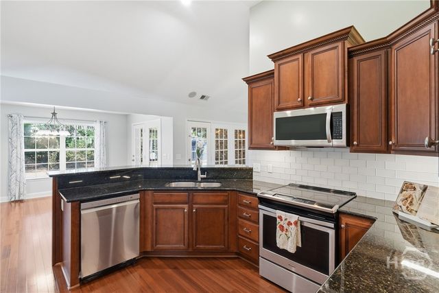 103 Redwall Circle, Savannah, GA 31407