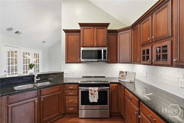 103 Redwall Circle, Savannah, GA 31407