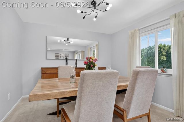 87 Duncan Drive, Troy, MI 48098