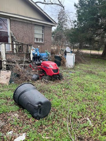 3704 Hollywood Avenue, Jackson, MS 39213