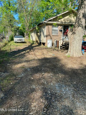 3704 Hollywood Avenue, Jackson, MS 39213