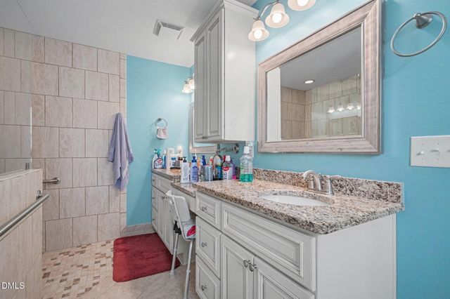 558 Redford Place Drive, Rolesville, NC 27571