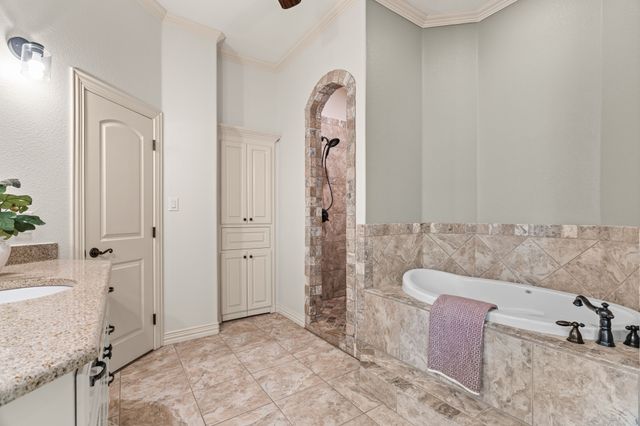 664 Manor Drive, Argyle, TX 76226