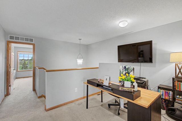 7217 Jewel Lane N 902, Maple Grove, MN 55311