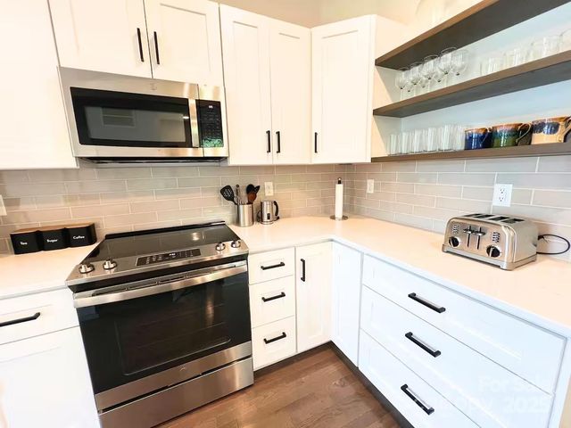 1057 Riverside Drive, Asheville, NC 28804