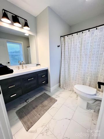 1057 Riverside Drive, Asheville, NC 28804