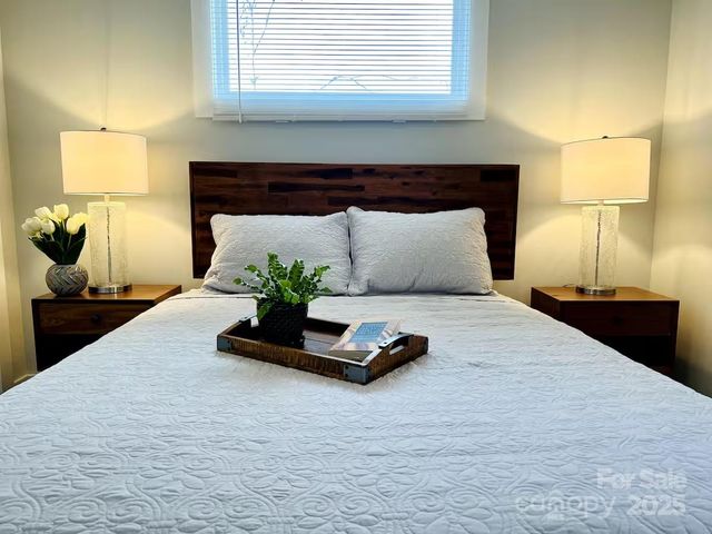 1057 Riverside Drive, Asheville, NC 28804